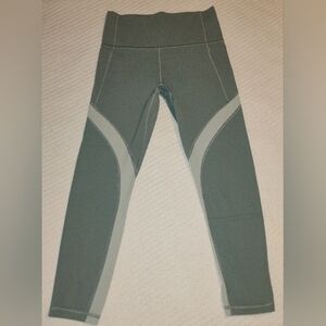 Athleta Salutation Stash Pocket High Rise 7/8 Tights Lead Green Women's S